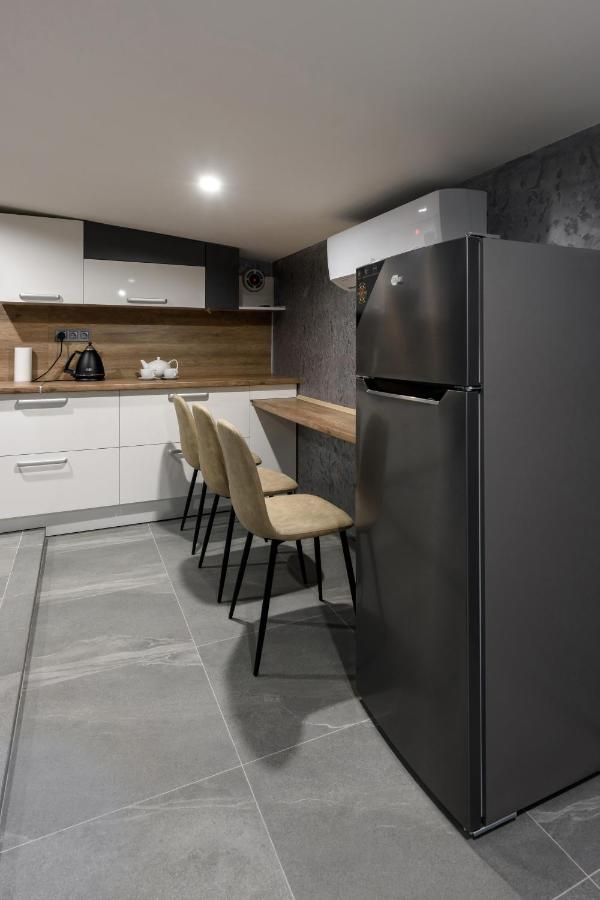 צ'רנוביץ Apart Hotel Fusion מראה חיצוני תמונה